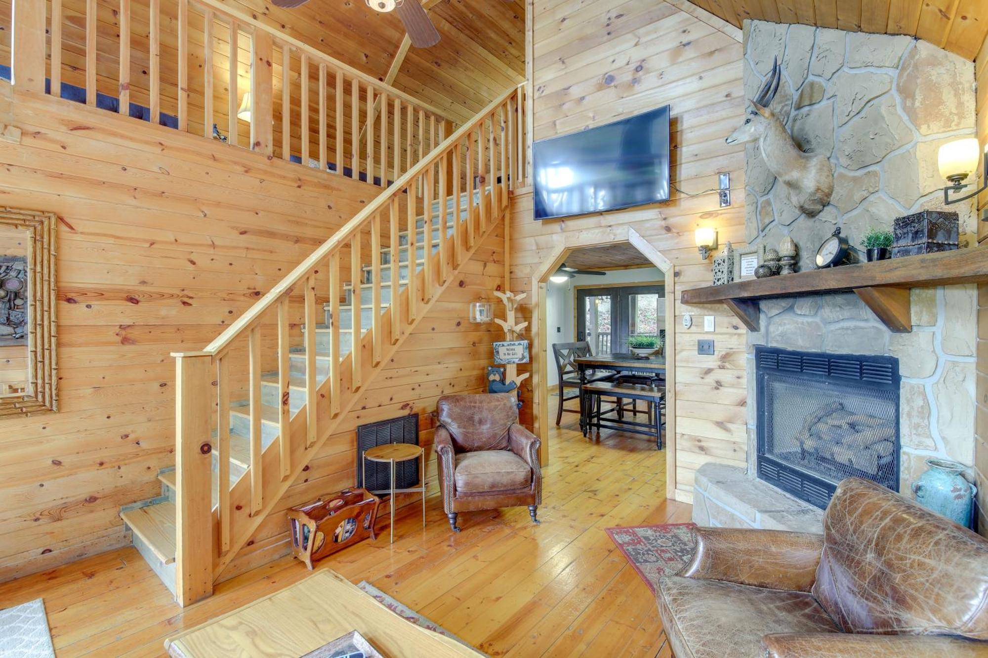 Above And Beyond Pigeon Forge Cabin With Prime Views! Exterior photo