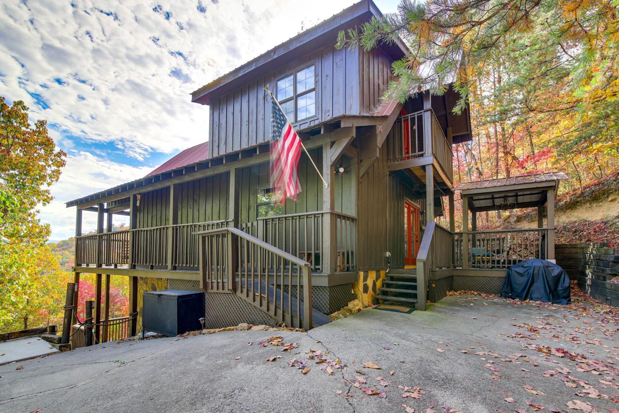 Above And Beyond Pigeon Forge Cabin With Prime Views! Exterior photo